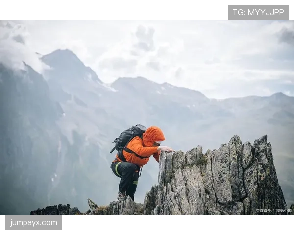 奥地利鲍姆加特纳挑战极限，全新壮举引发全球关注