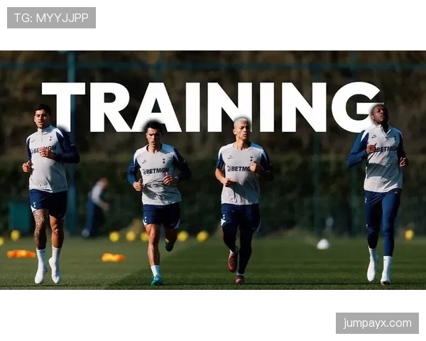 富勒姆关键球员表现稳健,全力冲刺新赛季胜利目标 富勒姆关键球员表现稳健,全力冲刺新赛季胜利目标