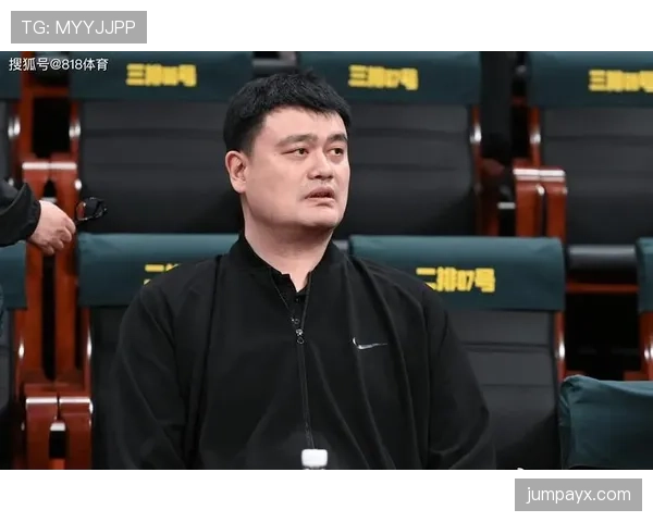 姚明退役后住上海老洋房，早餐吃俩煎饼还被老婆管零花钱？